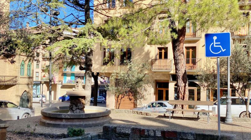 Solsona crea una targeta d’aparcament provisional per a persones que esperen la valoració de discapacitat Solsona crea una targeta d’aparcament provisional per a persones que esperen la valoració de discapacitat