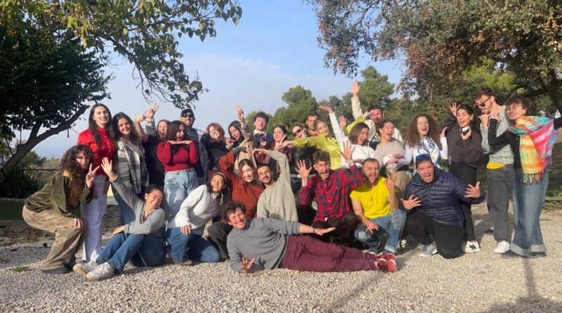 Deixant Empremta editarà un llibre amb 14 històries de no-violència Deixant Empremta editarà un llibre amb 14 històries de no-violència