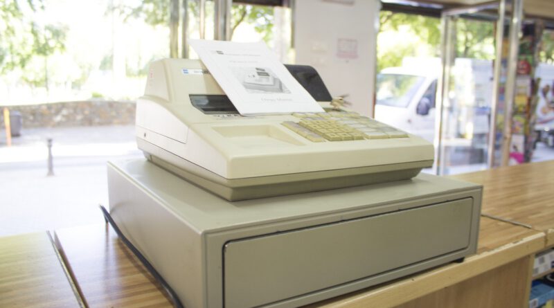 Els Mossos d’Esquadra detenen un home per robar en dos bars de Solsona la mateixa nit Els Mossos d’Esquadra detenen un home per robar en dos bars de Solsona la mateixa nit