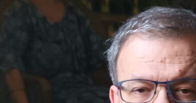 El Consell Comarcal lliurarà aquest divendres el Premi Signum a l’historiador solsoní Ramon Planes i Albets El Consell Comarcal lliurarà aquest divendres el Premi Signum a l’historiador solsoní Ramon Planes i Albets