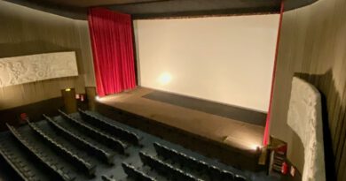 La projecció de la pel·lícula del Carnaval passat dona el tret de sortida, aquest divendres, als actes previs de la festa La projecció de la pel·lícula del Carnaval passat dona el tret de sortida, aquest divendres, als actes previs de la festa