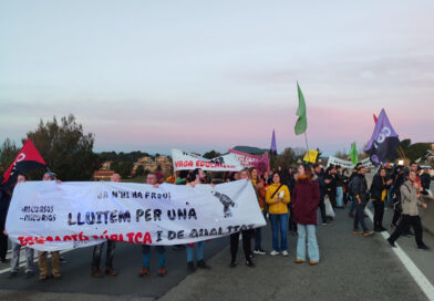El sector educatiu de Catalunya convoca avui una jornada de vaga que es preveu molt participada i que acumula demandes diverses